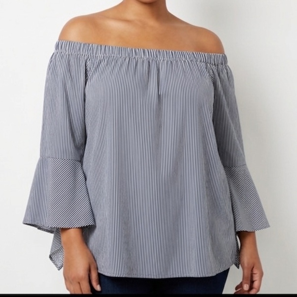 Faith and Joy by Monteau Off-the-Shoulder Bell Sleeve Top size XL